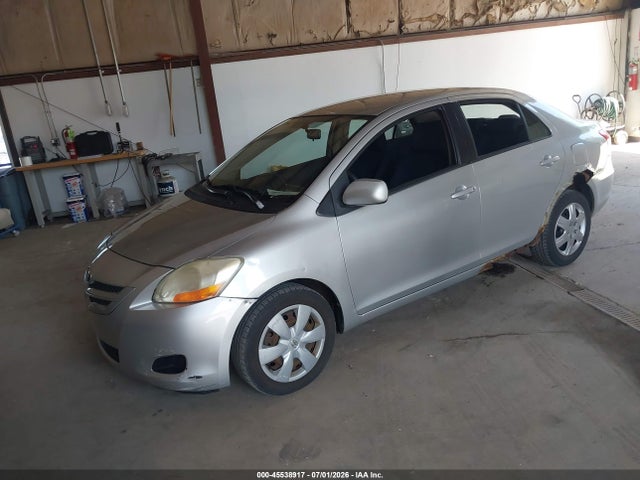 2007 Toyota YARIS photo 2