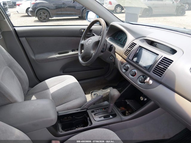 2003 Toyota CAMRY LE thumbnail 5
