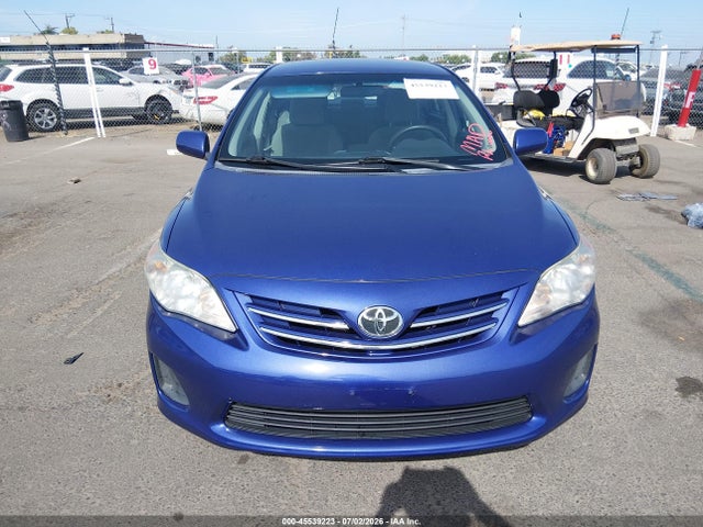 2013 Toyota COROLLA LE thumbnail 12