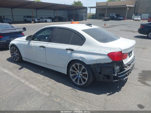 2013 BMW 328I — фото 3
