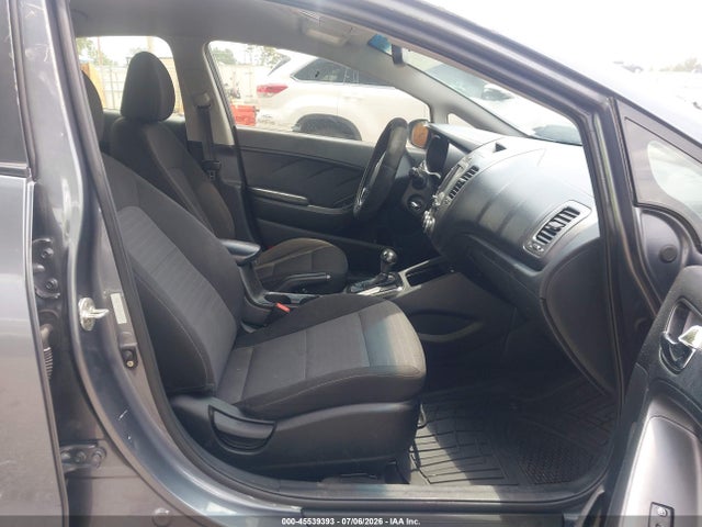 صورة 5 لـ 2018 KIA FORTE S