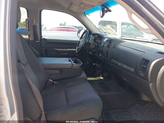 صورة 5 لـ 2013 Chevrolet SILVERADO 1500 LT