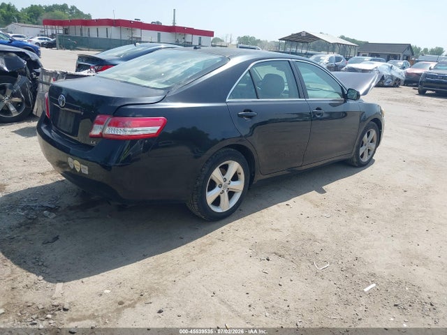 صورة 4 لـ 2011 Toyota CAMRY LE