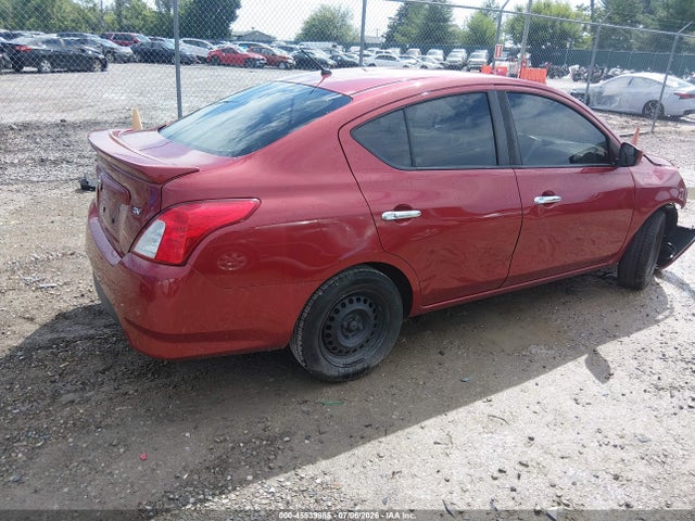 2019 Nissan VERSA 1.6 SV — фото 4