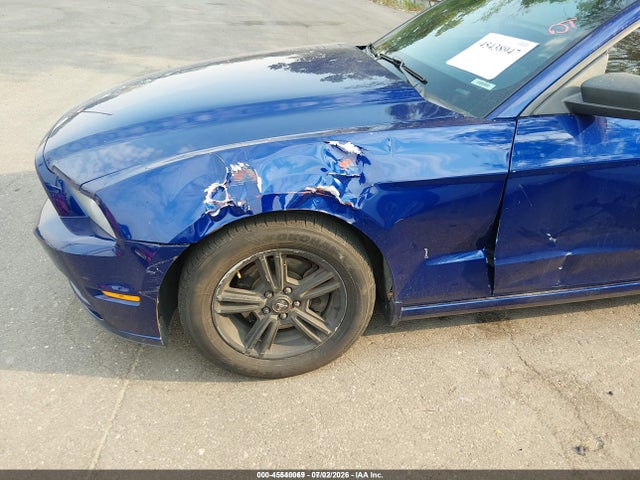 صورة 6 لـ 2014 FORD MUSTANG V6