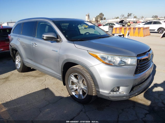2015 TOYOTA HIGHLANDE LIMITED PLATINUM V6