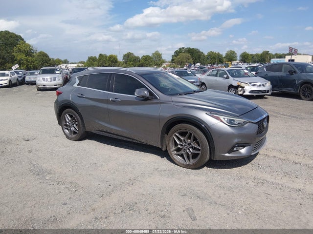 2017 INFINITI QX30 PREMIUM