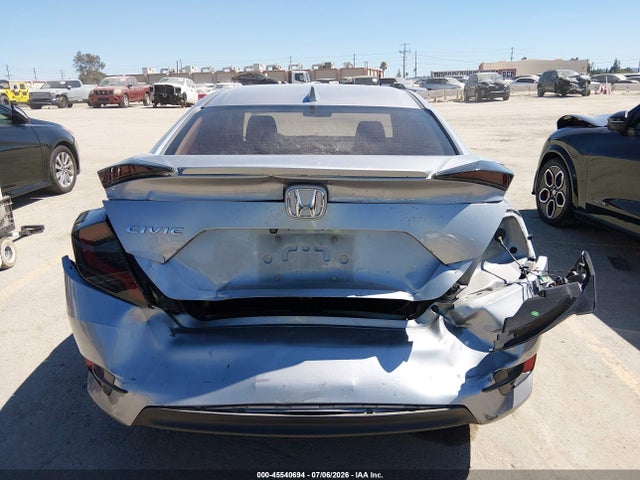 صورة 6 لـ 2016 Honda CIVIC EX-T