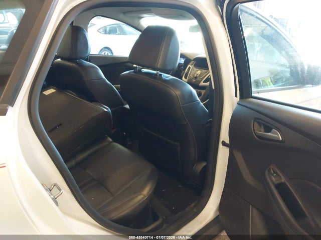 صورة 8 لـ 2013 FORD FOCUS SE