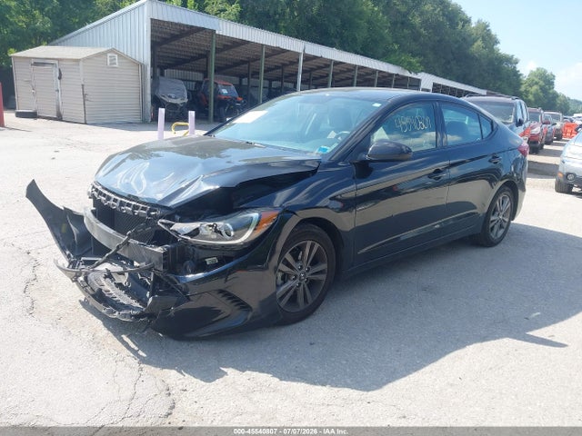 2017 Hyundai ELANTRA SE photo 2