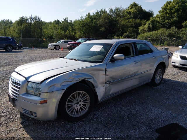 صورة 2 لـ 2008 Chrysler 300 TOURING