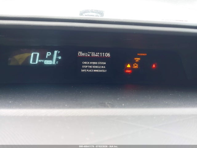 صورة 7 لـ 2014 Toyota PRIUS C ONE