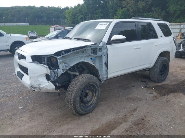 2019 TOYOTA 4RUNNER SR5 2