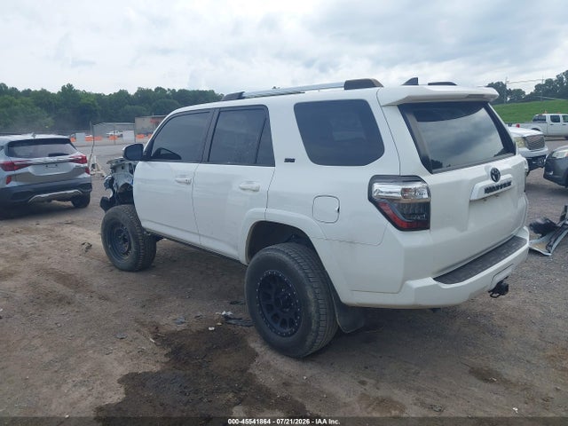 2019 TOYOTA 4RUNNER SR5 3