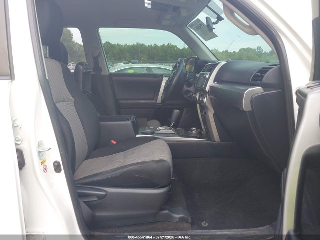 2019 TOYOTA 4RUNNER SR5 5