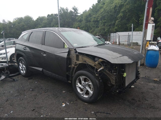2022 HYUNDAI TUCSON SE