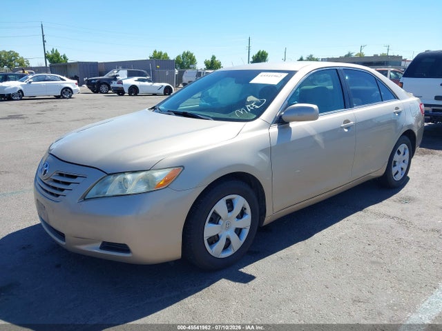 2007 Toyota CAMRY LE photo 2
