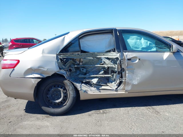2007 Toyota CAMRY LE photo 6