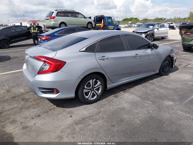 2017 Honda CIVIC LX — фото 4