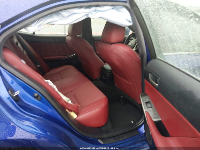 2019 Lexus IS 300 照片 8