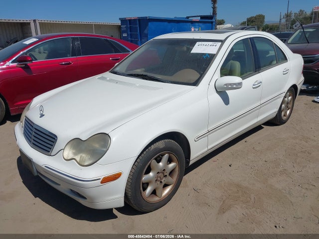 صورة 2 لـ 2003 Mercedes-BENZ C 240