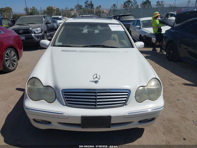صورة 6 لـ 2003 Mercedes-BENZ C 240