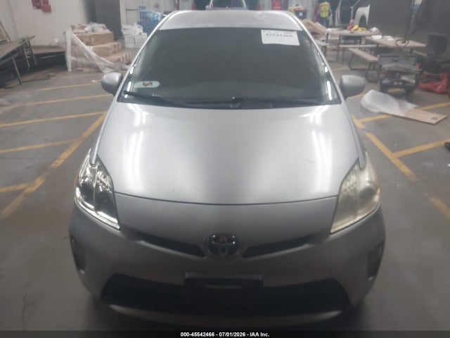 2014 Toyota PRIUS THREE — миниатюра 12