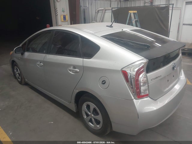 2014 Toyota PRIUS THREE 照片 3