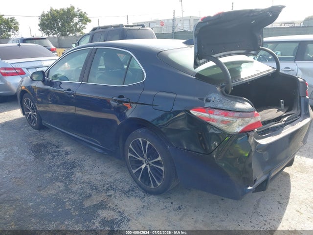 2019 Toyota CAMRY SE — фото 3