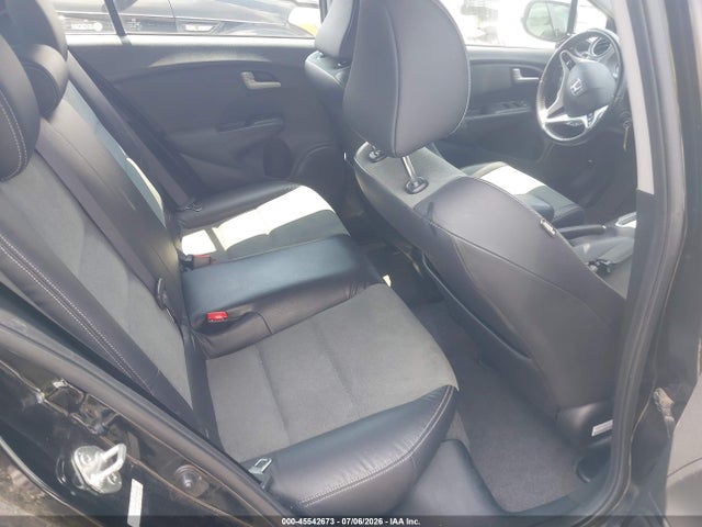 صورة 8 لـ 2013 Honda INSIGHT EX