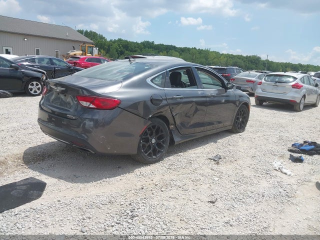 2015 Chrysler 200 C 照片 4
