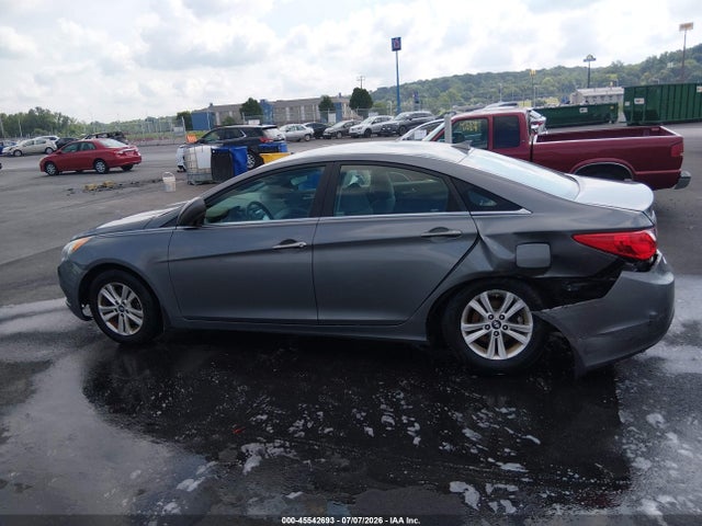 2013 Hyundai SONATA GLS — миниатюра 14