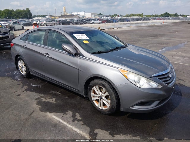 2013 Hyundai SONATA GLS 照片 1