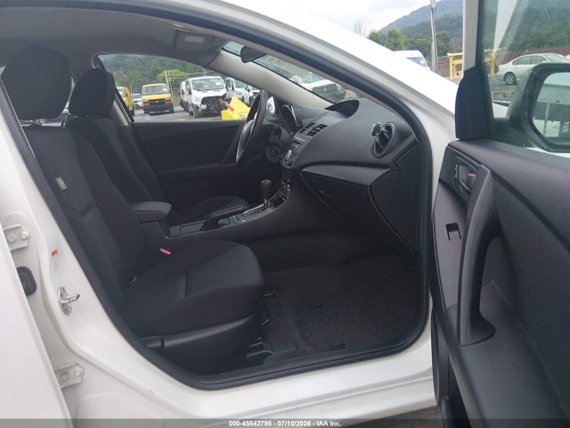 صورة 5 لـ 2011 Mazda MAZDA3 I SPORT
