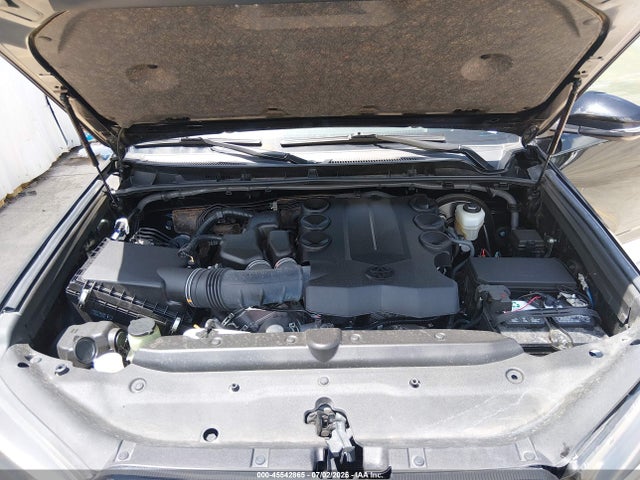 2023 TOYOTA 4RUNNER SR5 PREMIUM 10