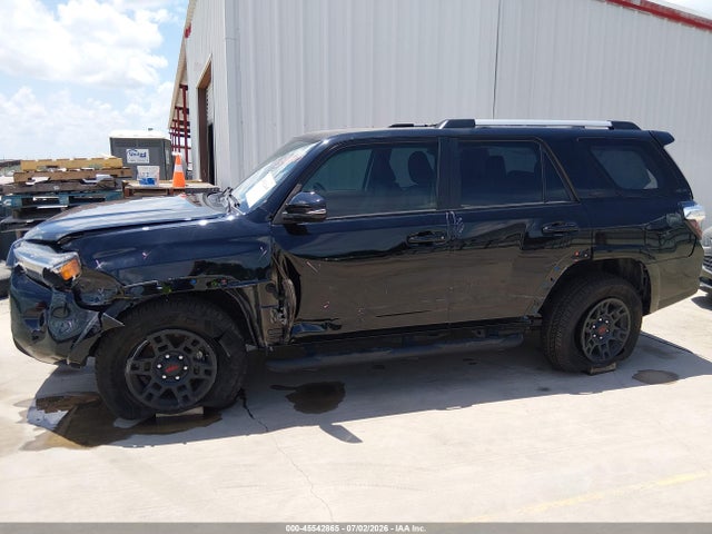 2023 TOYOTA 4RUNNER SR5 PREMIUM 6