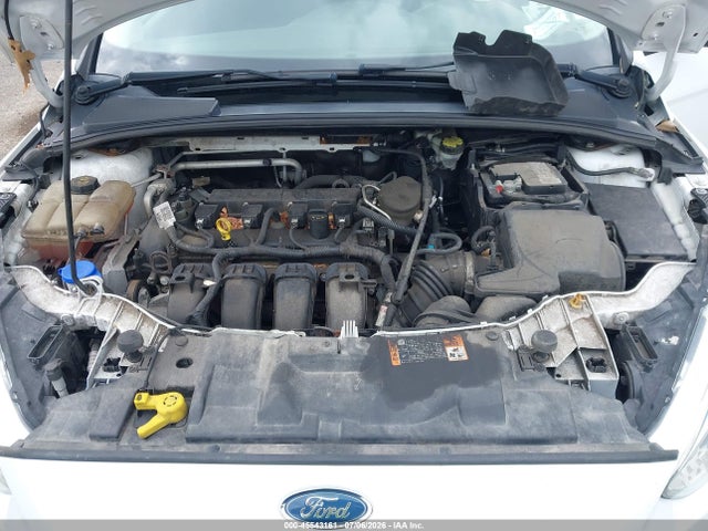 صورة 10 لـ 2015 FORD FOCUS SE