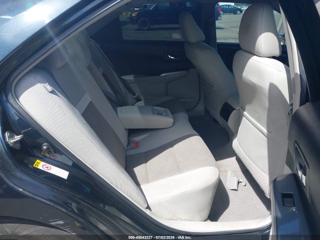 صورة 8 لـ 2014 Toyota CAMRY HYBRID LE