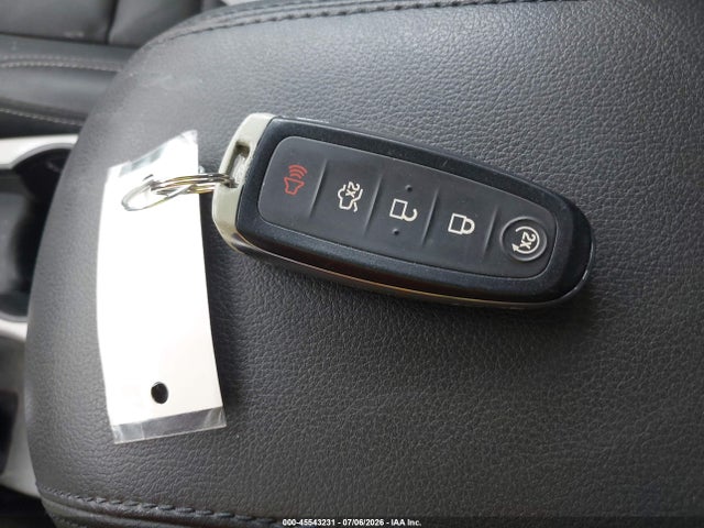 صورة مصغرة 11 لـ 2013 FORD C-MAX ENERGI SEL