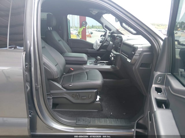 2025 FORD F-150 XLT photo 5