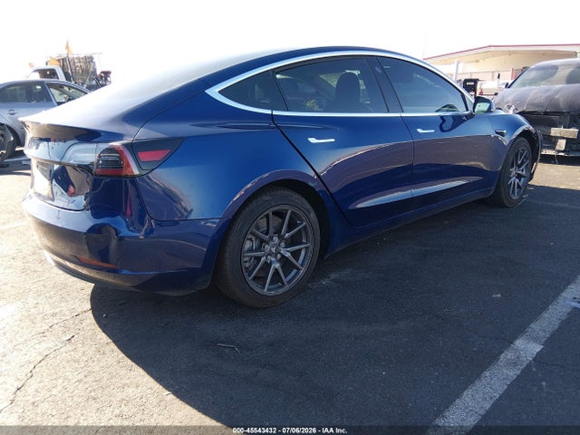 2018 Tesla MODEL 3 LONG RANGE/MID RANGE — фото 4