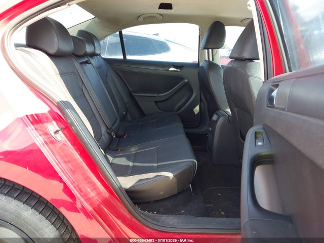 صورة 8 لـ 2011 Volkswagen JETTA 2.5L SE