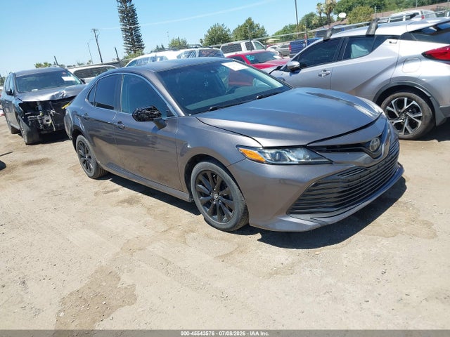2018 TOYOTA CAMRY LE
