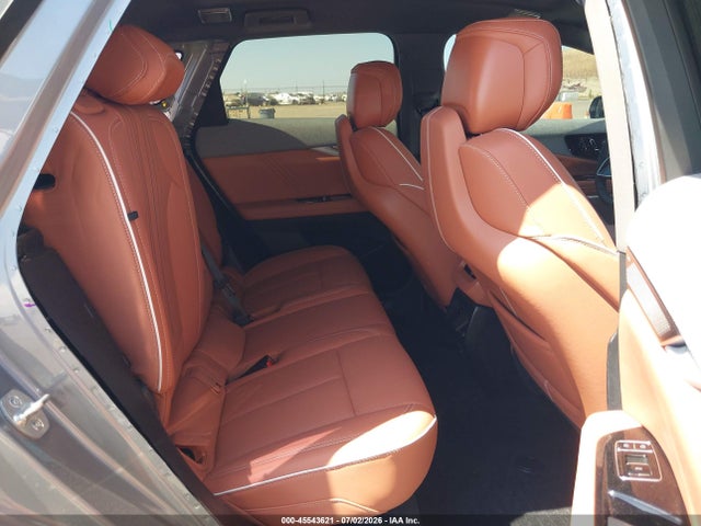 2025 CADILLAC OPTIQ SPORT 2 AWD 8