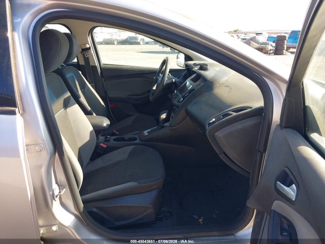 صورة 5 لـ 2014 FORD FOCUS SE