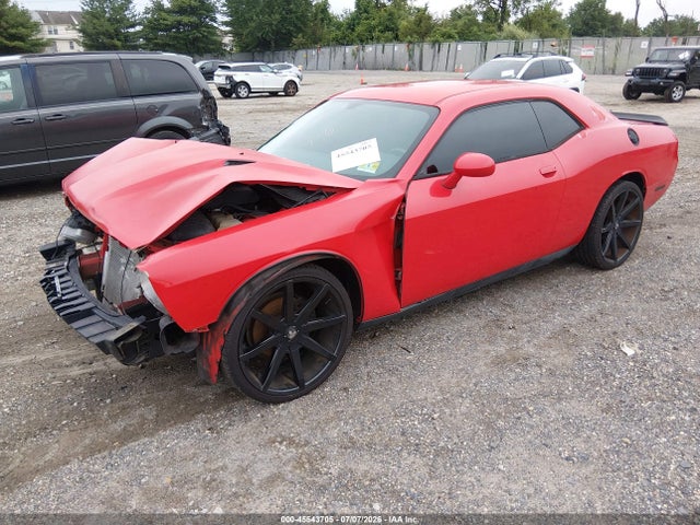 صورة 2 لـ 2014 Dodge CHALLENGER SXT