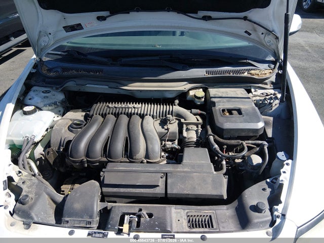 2010 Volvo S40 2.4I — фото 10