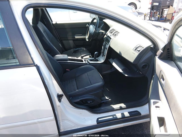 2010 Volvo S40 2.4I — фото 5