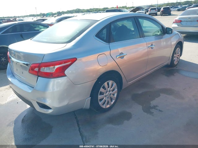 2016 Nissan SENTRA S — фото 4
