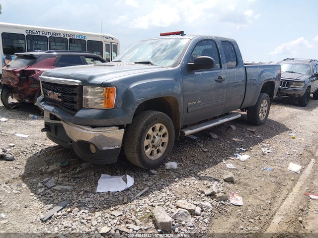 2011 GMC SIERRA 2500HD SLE photo 2